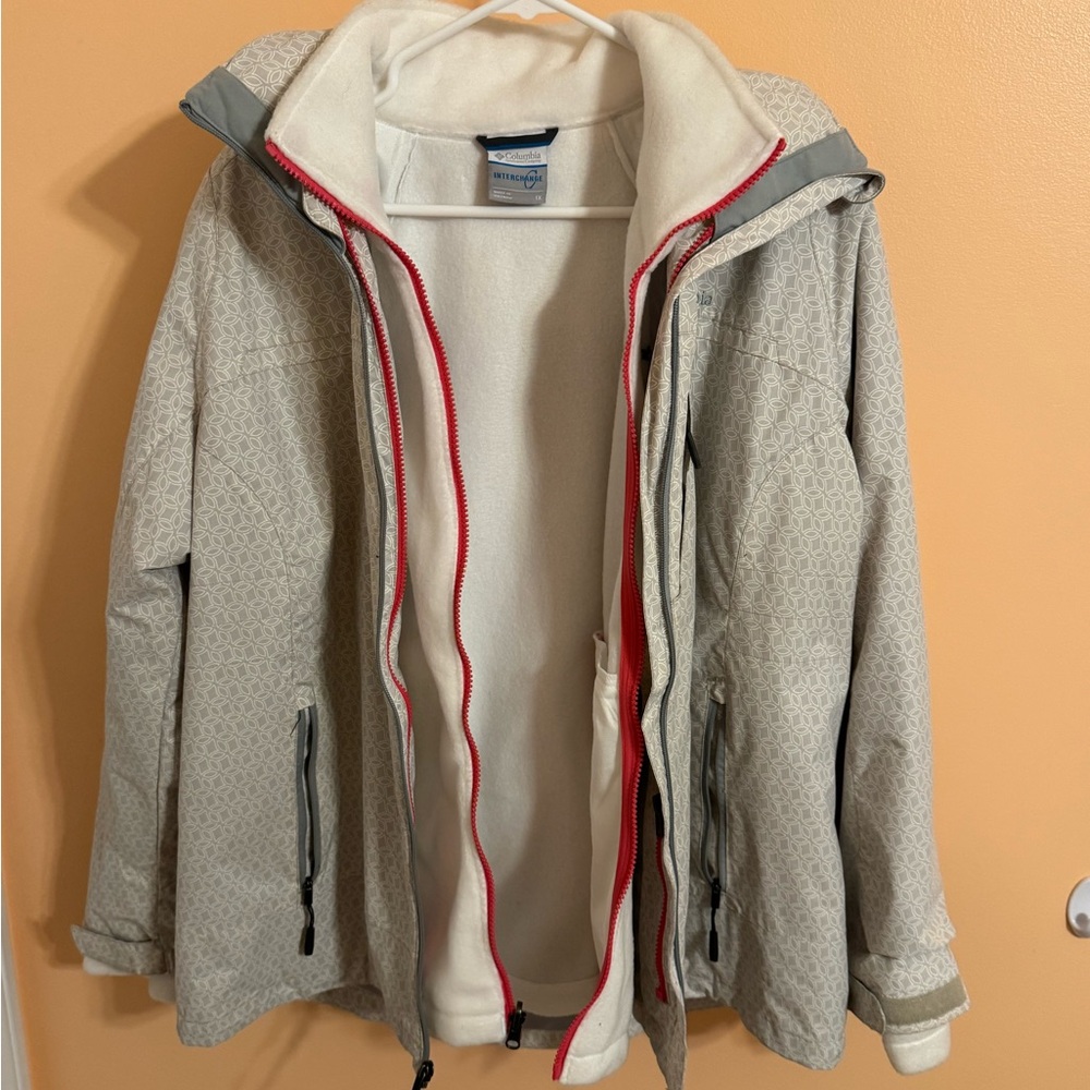 Columbia inter-changeable 2 piece winter coat, soft fleece XL